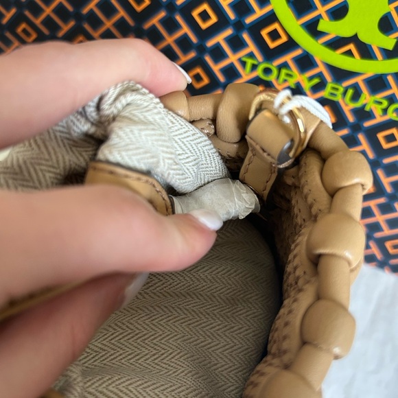 Tory Burch Emerson Woven Mini Bucket Bag Crossbody Bag Ginger Shortbread Tan - Picture 6 of 6